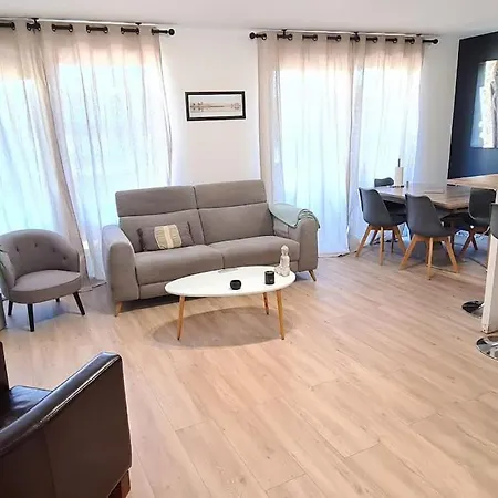 Logement Avec Jacuzzi 公寓